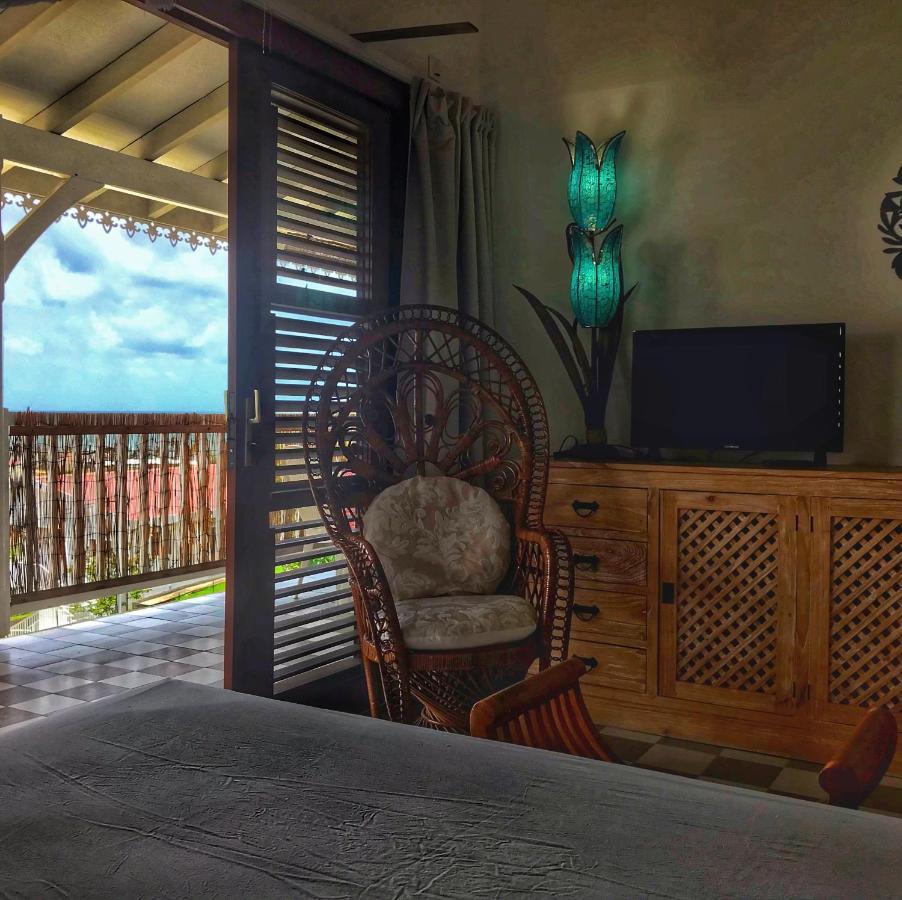 Studio Frangipani Dans Villa Fleurs Des Iles Le Vauclin Exterior photo