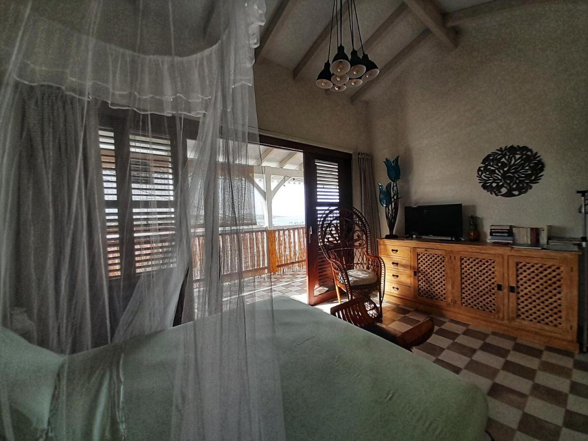 Studio Frangipani Dans Villa Fleurs Des Iles Le Vauclin Exterior photo