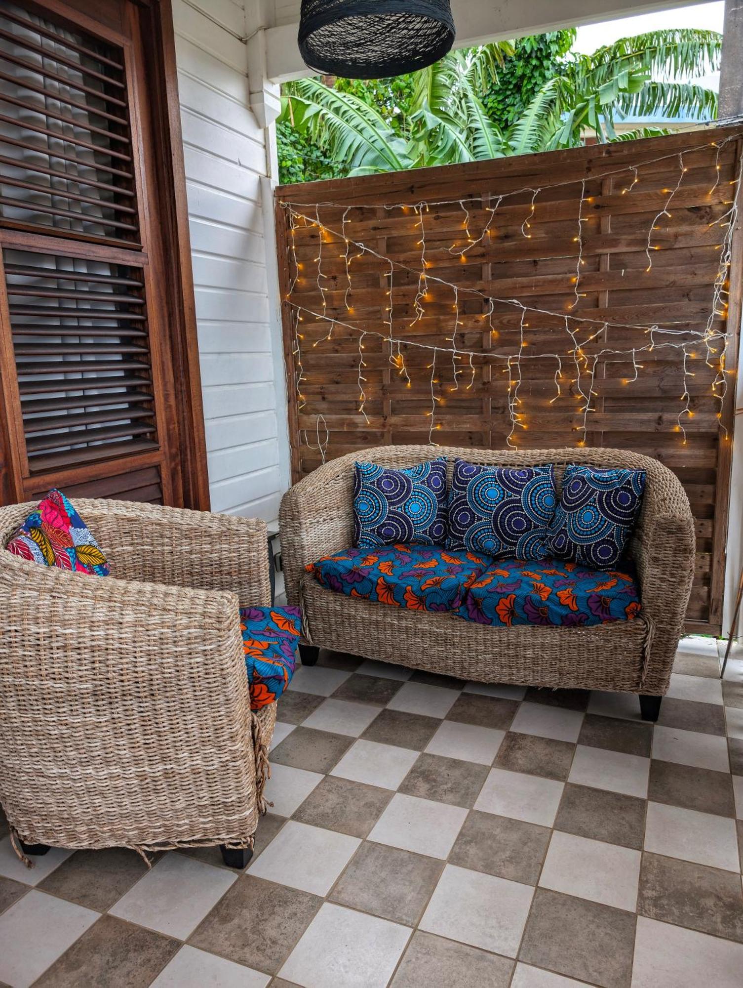 Studio Frangipani Dans Villa Fleurs Des Iles Le Vauclin Exterior photo
